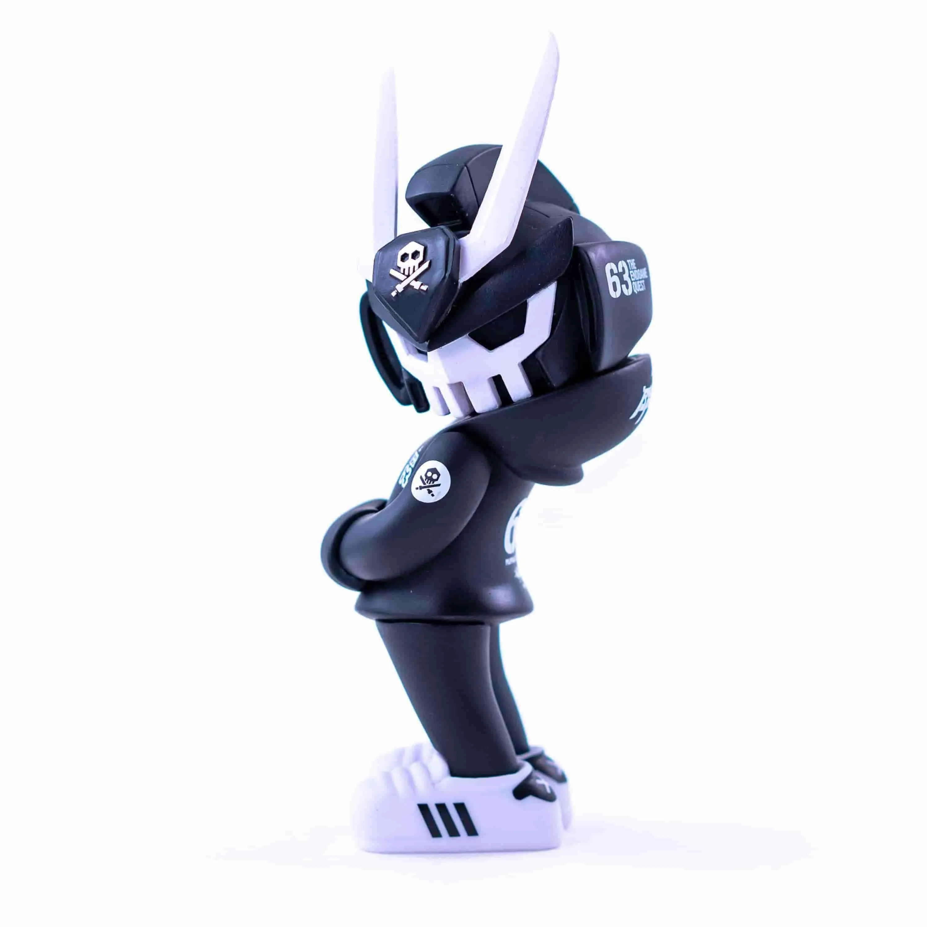 CORE EDITION TEQ 63 OG BLACK - 6 Inch Medium Figure by Martian Toys x Quiccs
