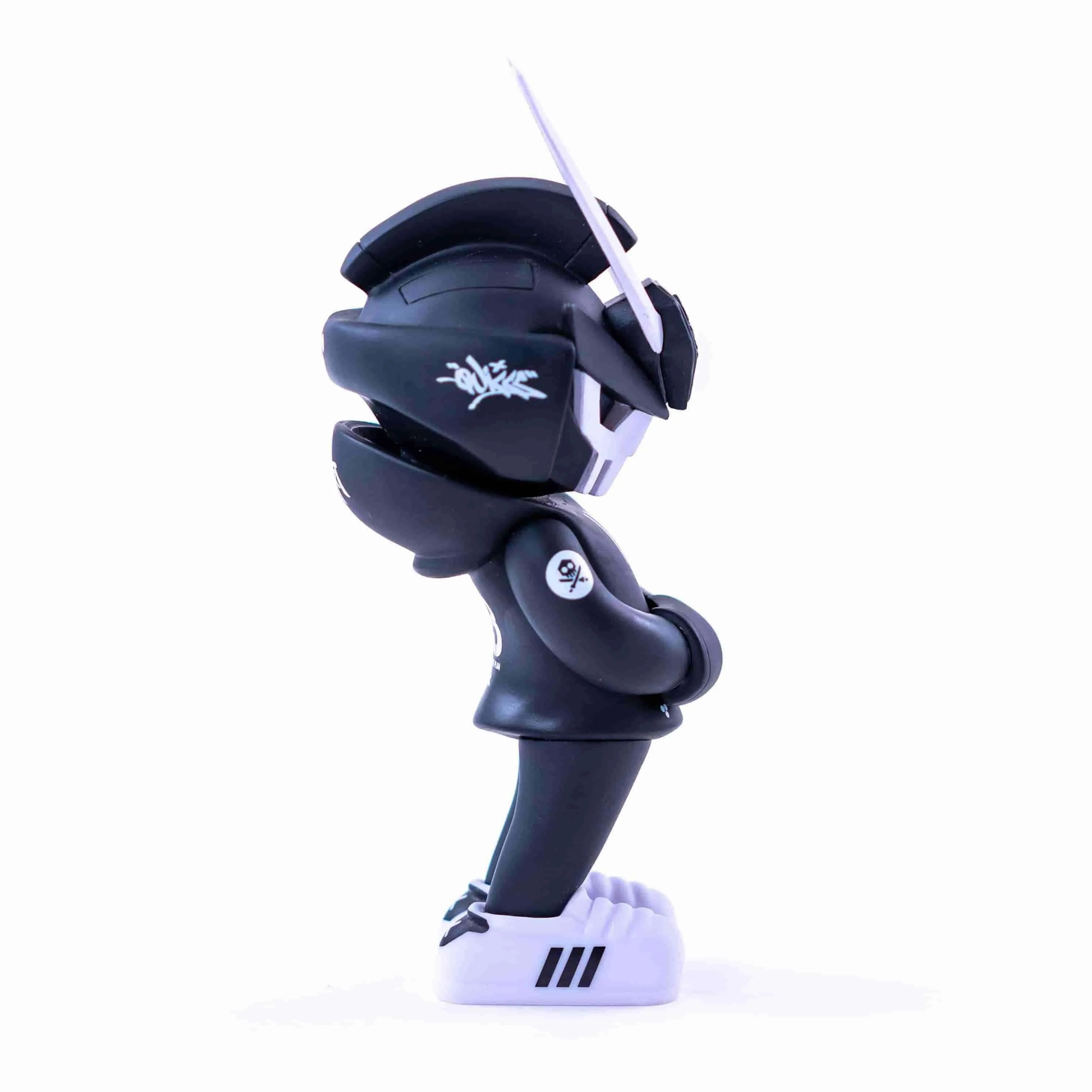 CORE EDITION TEQ 63 OG BLACK - 6 Inch Medium Figure by Martian Toys x Quiccs