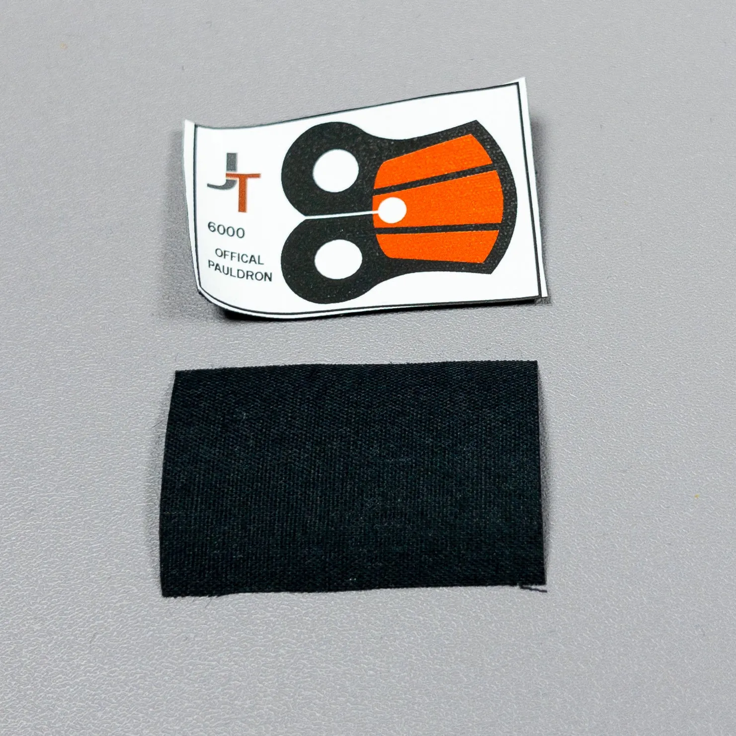 JONAK Toys Custom Cloth: Official-Style Commander Pauldron
